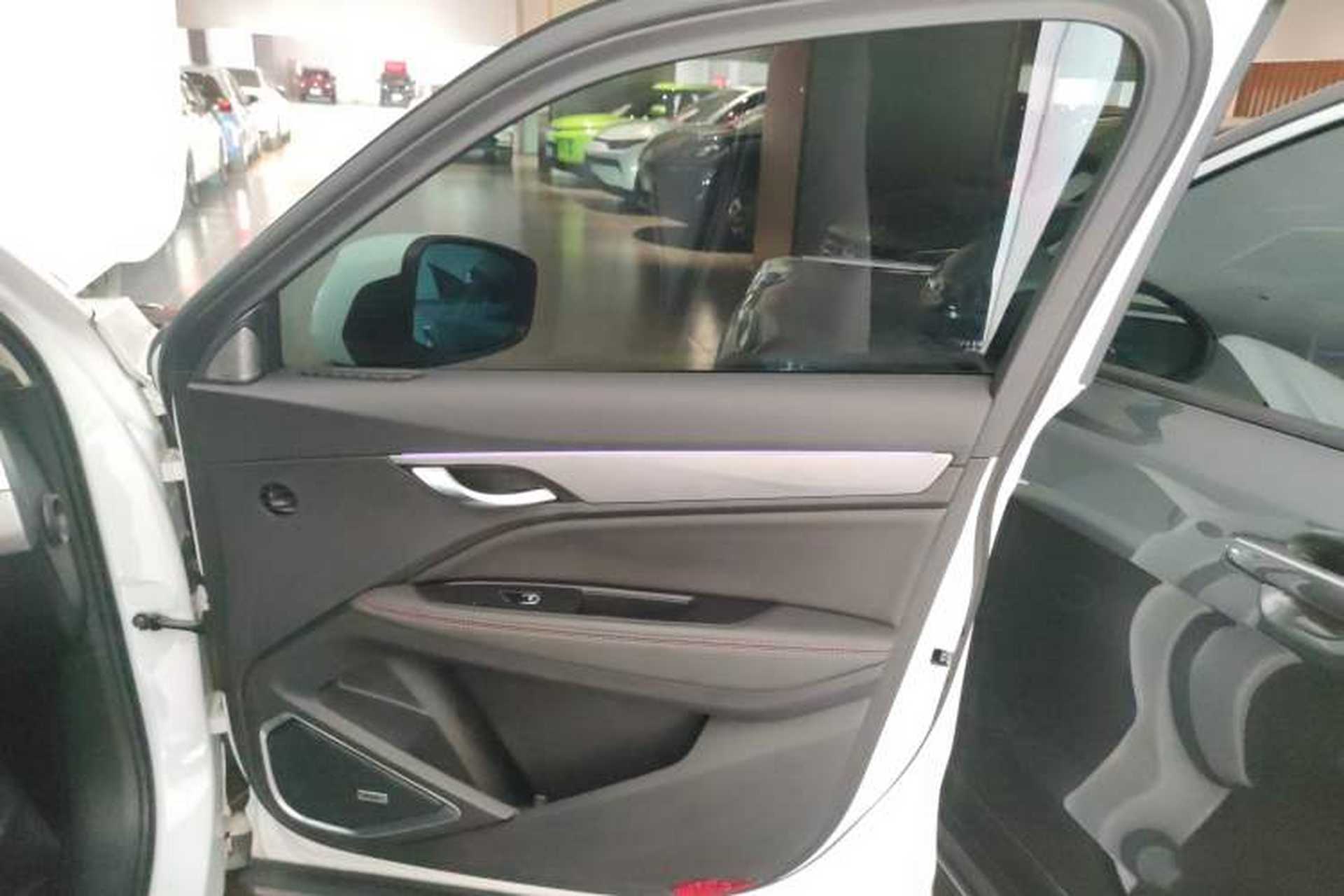 Used Geely Auto Monjaro S 2021 2.0TD DCT Two-Wheel Drive Lightning Edition Interior 5