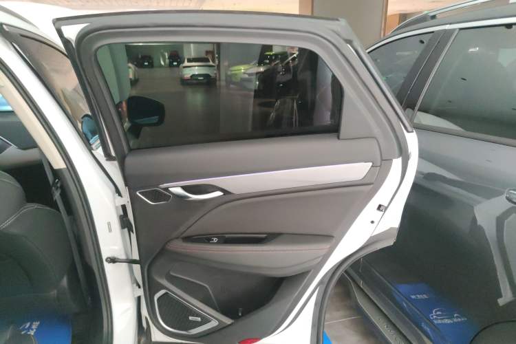 Used Geely Auto Monjaro S 2021 2.0TD DCT Two-Wheel Drive Lightning Edition Interior 6