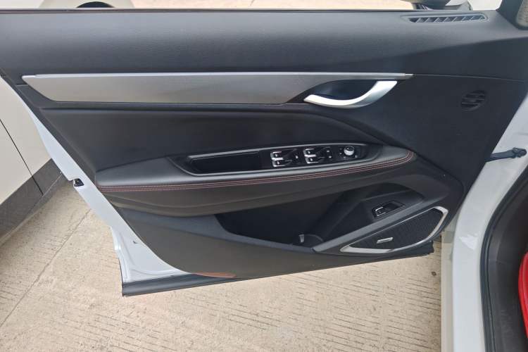Used Geely Auto Monjaro S 2021 2.0TD DCT Two-Wheel Drive Lightning Edition Interior 7