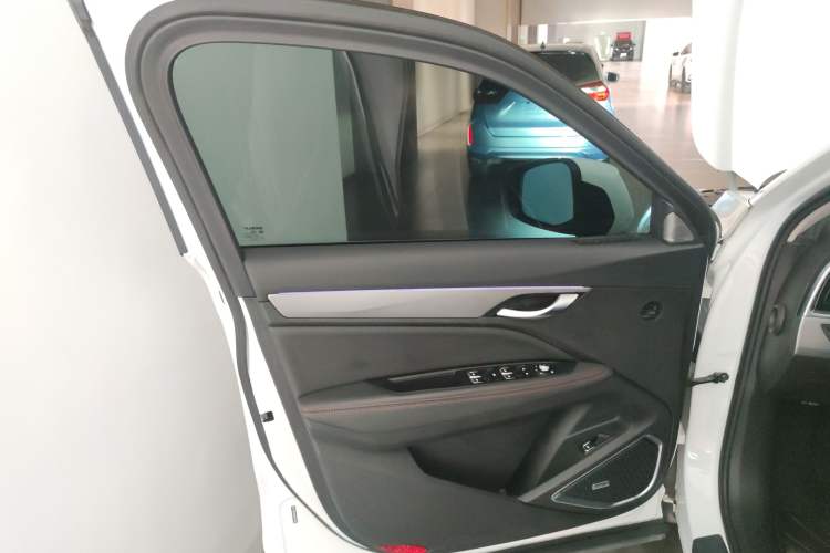 Used Geely Auto Monjaro S 2021 2.0TD DCT Two-Wheel Drive Lightning Edition Interior 7