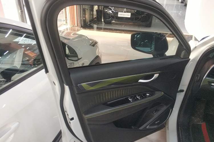 Used Geely Auto Monjaro S 2021 2.0TD Automatic Two-Wheel Drive Lightning Edition Left Front Door Interior