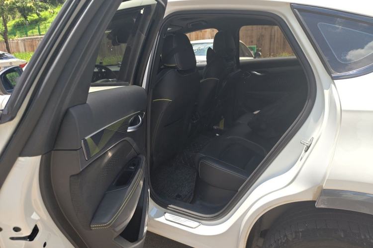 Used Geely Auto Monjaro S 2021 2.0TD Automatic All-Wheel-Drive Phantom Edition Left Rear Seat