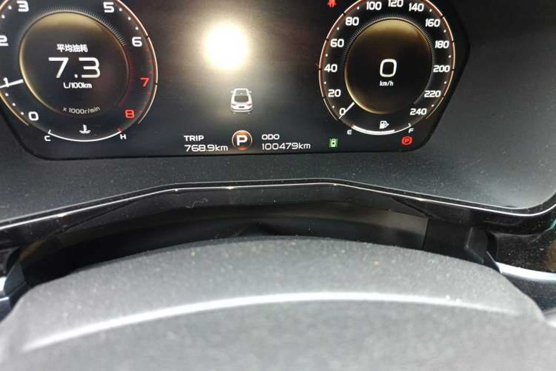 Used Geely Auto Monjaro S 2021 2.0TD Automatic Two-Wheel Drive Lightning Edition Odometer Close Up