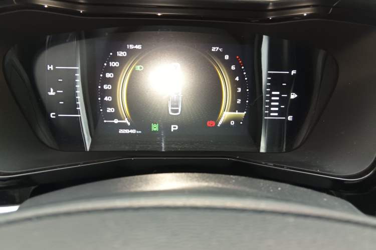 Used Geely Auto Monjaro S 2021 2.0TD Automatic Two-Wheel Drive Lightning Edition Odometer Close Up