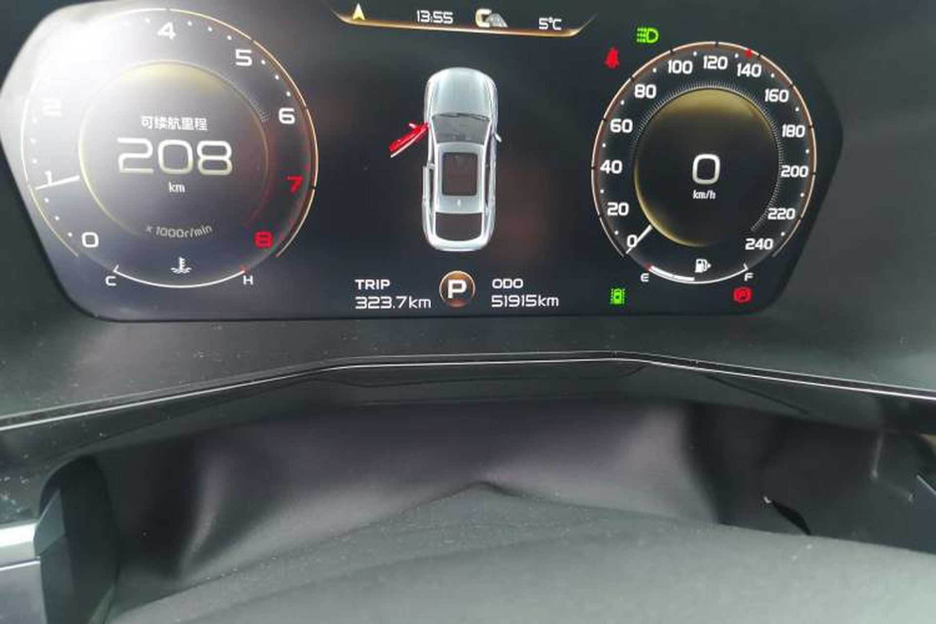 Used Geely Auto Monjaro S 2021 2.0TD Automatic Two-Wheel Drive Lightning Edition Odometer Close Up