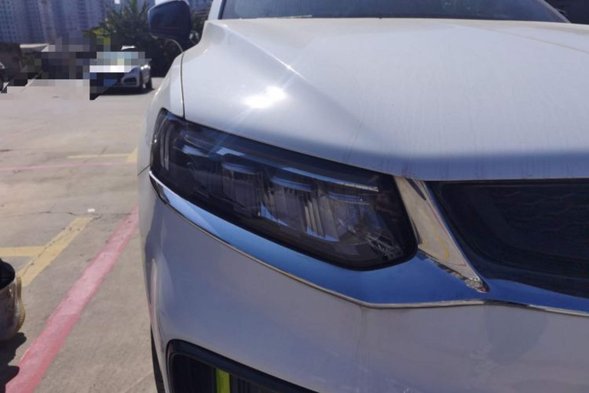 Used Geely Auto Monjaro S 2021 2.0TD DCT Two-Wheel Drive Lightning Edition Right Front Headlight