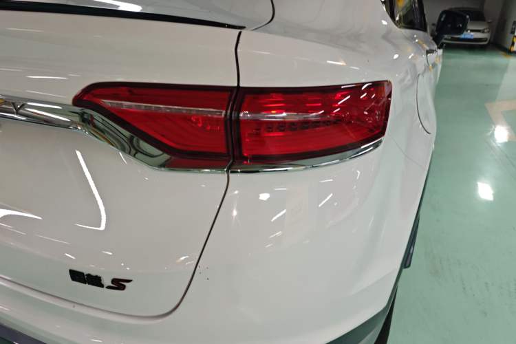 Used Geely Auto Monjaro S 2021 2.0TD Automatic Two-Wheel Drive Lightning Edition Right Rear Taillight
