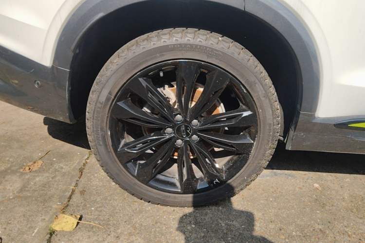 Used Geely Auto Monjaro S 2021 2.0TD Automatic All-Wheel-Drive Phantom Edition Right Rear Wheel Hub