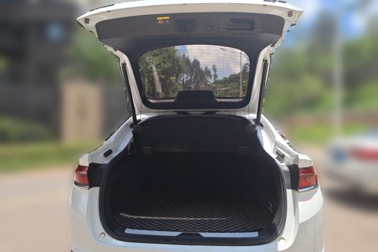 Used Geely Auto Monjaro S 2021 2.0TD Automatic All-Wheel-Drive Phantom Edition Trunk