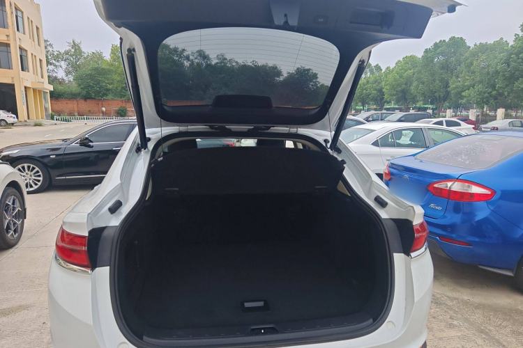 Used Geely Auto Monjaro S 2021 2.0TD DCT Two-Wheel Drive Lightning Edition Trunk