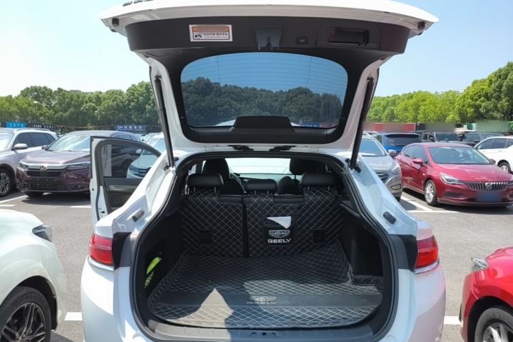 Used Geely Auto Monjaro S 2021 2.0TD Automatic Two-Wheel Drive Lightning Edition Trunk