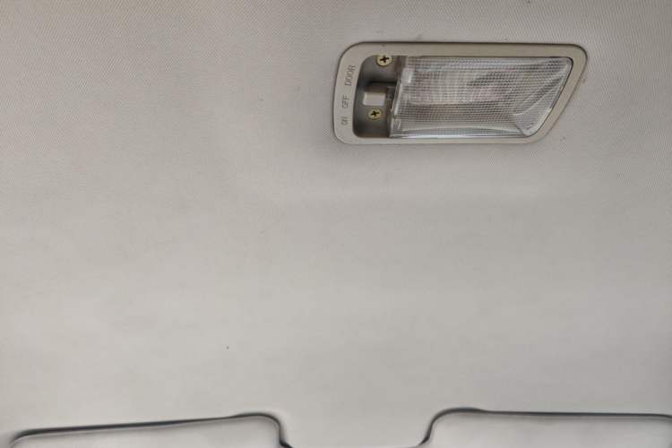 Used Geely Auto Ocean 2010 1.5L Manual Base Version Headliner