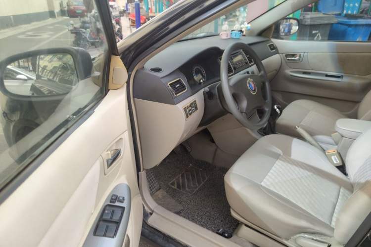 Used Geely Auto Ocean 2011 New Edition 1.5L Manual Base Model Driver Seat