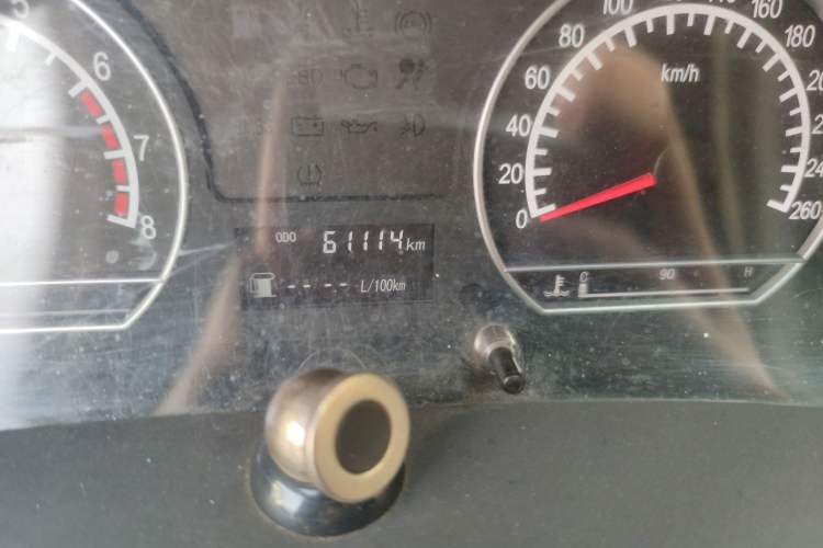 Used Geely Auto Ocean 2011 New Edition 1.5L Manual Base Model Odometer Close Up