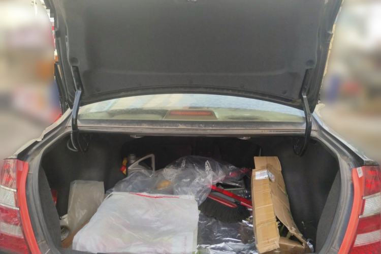 Used Geely Auto Ocean 2011 New Edition 1.5L Manual Base Model Trunk
