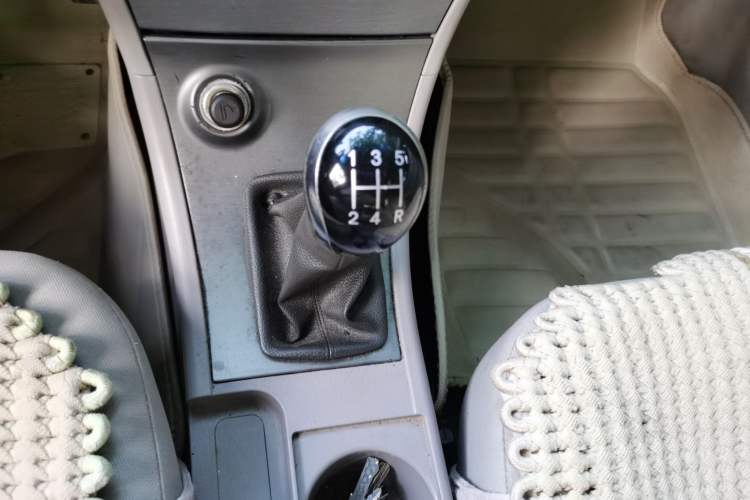 Used Geely Auto Ocean 2011 New Edition 1.5L Manual Base Model Gear Lever