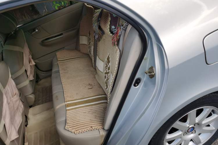 Used Geely Auto Ocean 2011 New Edition 1.5L Manual Base Model Left Rear Seat