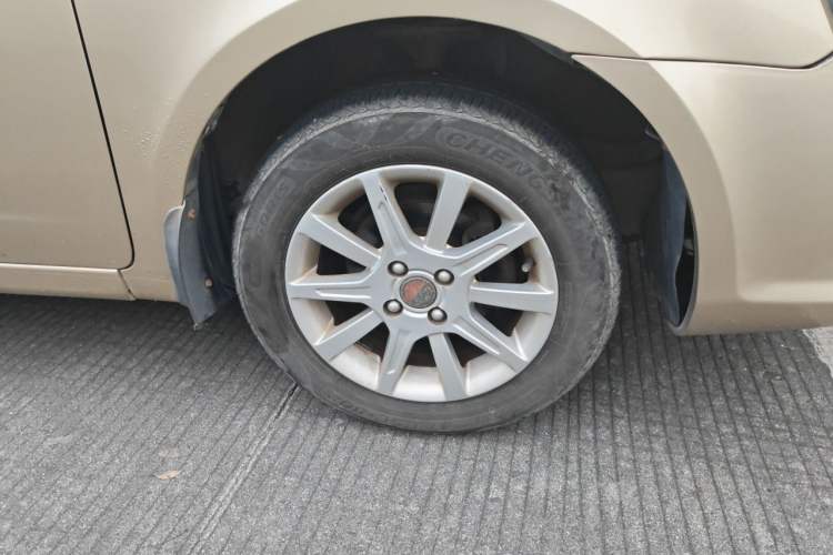 Used Geely Auto Ocean 2011 New Edition 1.5L Manual Value-Extra Model Right Front Wheel Hub