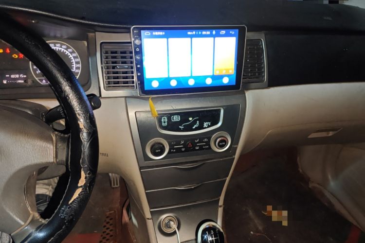 Used Geely Auto Ocean 2012 Energy-Saving Edition 1.5L Manual SuperDelight Model Audio And AC Panel