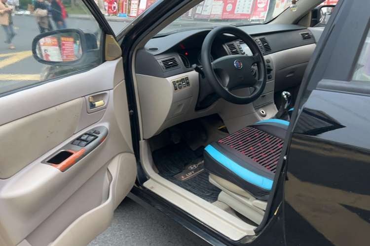 Used Geely Auto Ocean 2012 Energy-Saving Edition 1.5L Manual SuperDelight Model Driver Seat