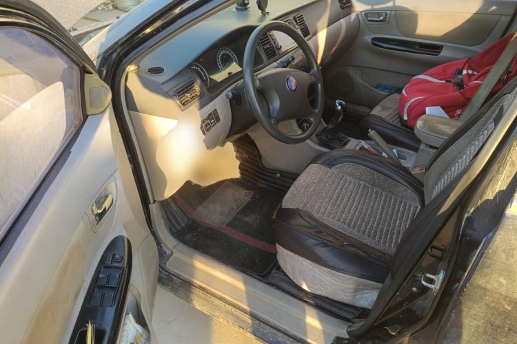 Used Geely Auto Ocean 2012 Energy-Saving Edition 1.5L Manual SuperDelight Model Driver Seat