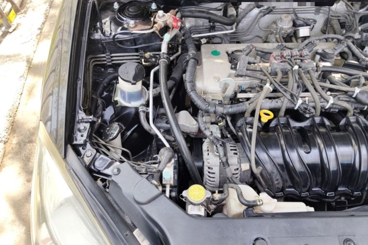 Used Geely Auto Ocean 2012 Energy-Saving Edition 1.5L Manual SuperDelight Model Engine Bay Right