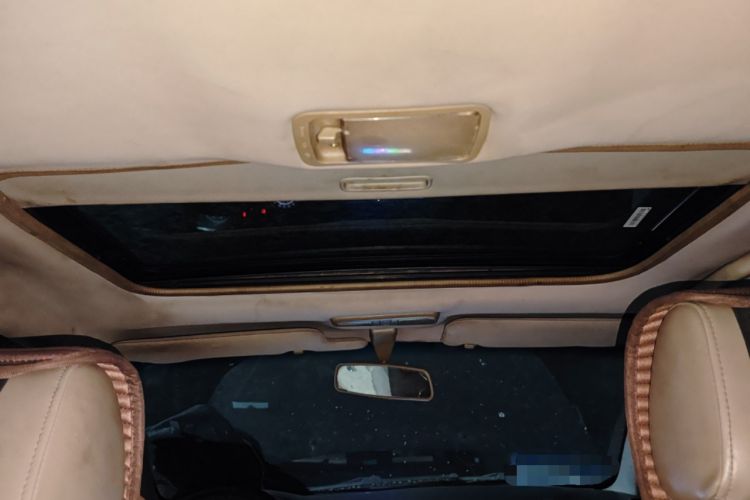 Used Geely Auto Ocean 2012 Energy-Saving Edition 1.5L Manual SuperDelight Model Headliner