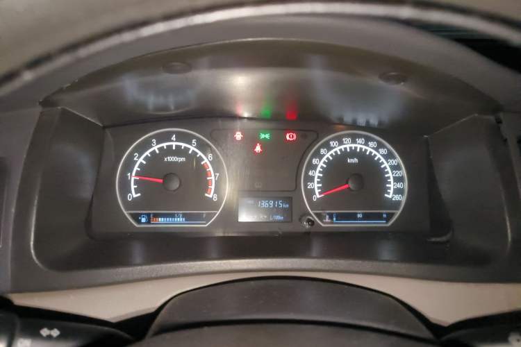 Used Geely Auto Ocean 2012 Energy-Saving Model 1.5L Manual Entry-Level Trim Instrument Cluster