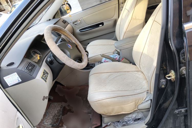 Used Geely Auto Ocean 2012 Energy-Saving Edition 1.5L Manual SuperDelight Model Left Front Seat