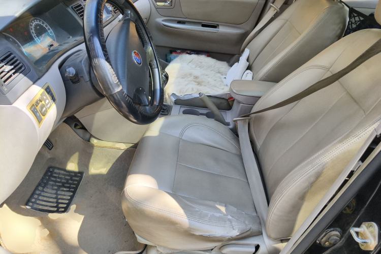 Used Geely Auto Ocean 2012 Energy-Saving Edition 1.5L Manual Luxury Model Left Front Seat