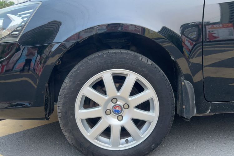 Used Geely Auto Ocean 2012 Energy-Saving Edition 1.5L Manual SuperDelight Model Left Front Wheel Hub
