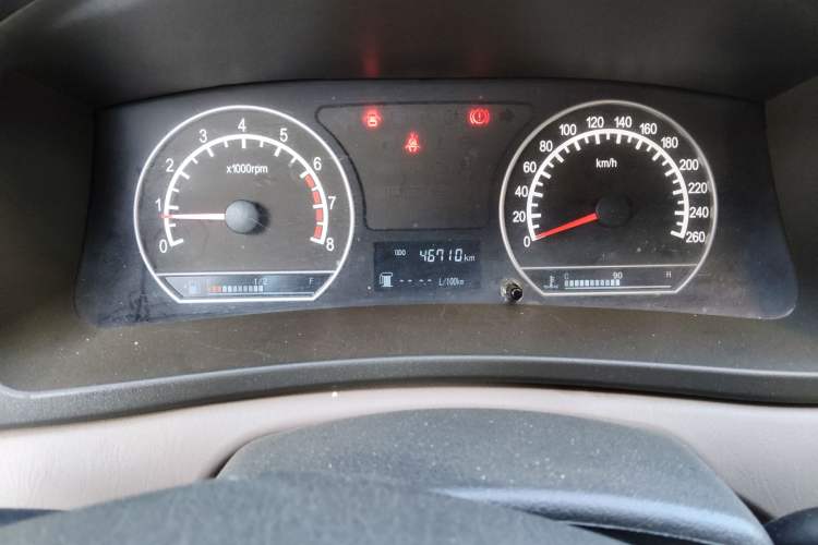 Used Geely Auto Ocean 2012 Energy-Saving Edition 1.5L Manual SuperDelight Model Odometer Close Up