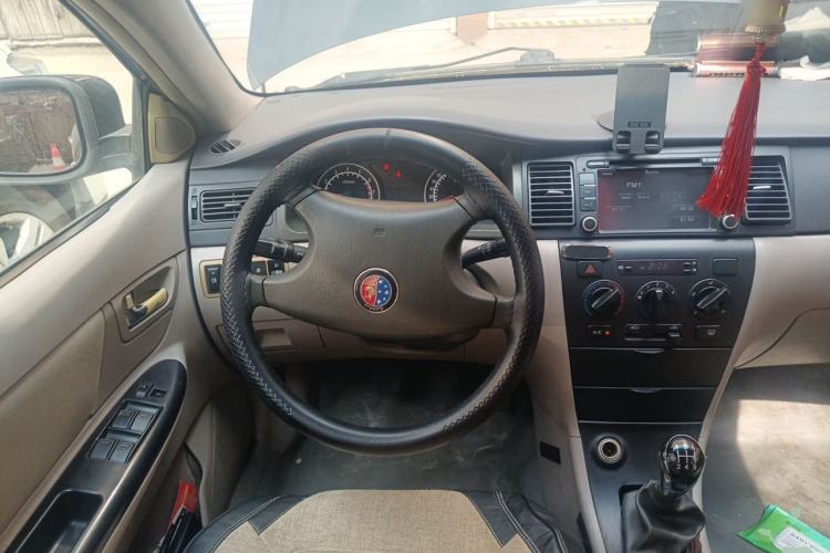 Used Geely Auto Ocean 2012 Energy-Saving Edition 1.5L Manual Value-Added Model Steering Wheel