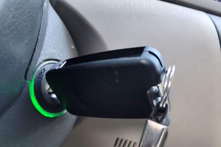 Used Geely Auto Ocean 2012 Energy-Saving Edition 1.5L Manual SuperDelight Model Vehicle Key