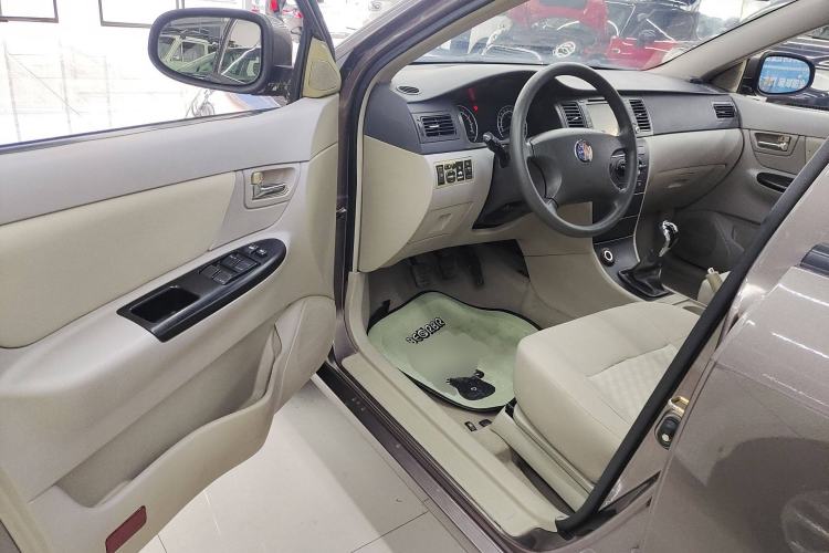 Used Geely Auto Ocean 2012 Energy-Saving Edition 1.5L Manual SuperDelight Model Driver Seat