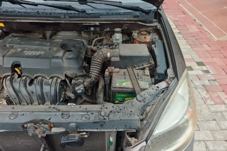 Used Geely Auto Ocean 2012 Energy-Saving Edition 1.5L Manual SuperDelight Model Engine Bay Left