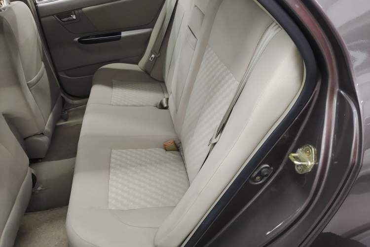 Used Geely Auto Ocean 2012 Energy-Saving Edition 1.5L Manual SuperDelight Model Left Rear Seat
