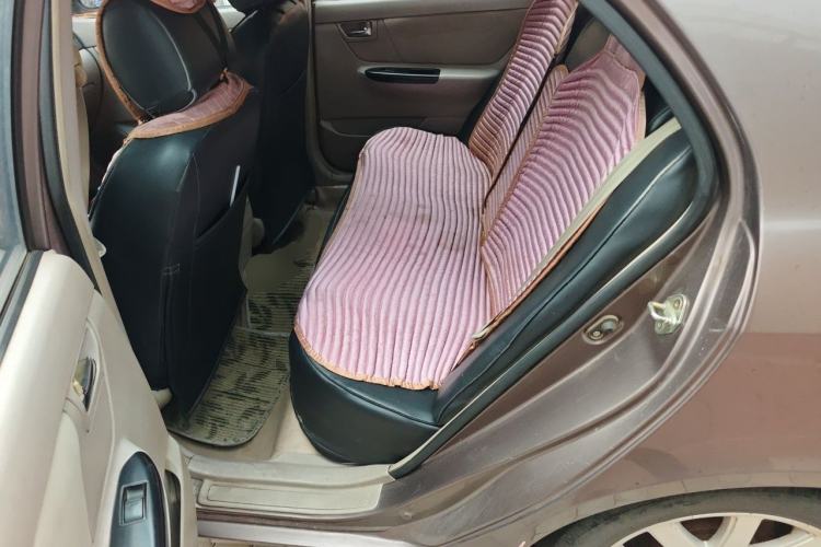 Used Geely Auto Ocean 2012 Energy-Saving Edition 1.5L Manual SuperDelight Model Left Rear Seat