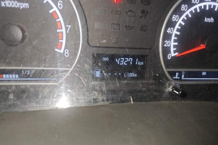 Used Geely Auto Ocean 2012 Energy-Saving Edition 1.5L Manual Comfort Model Odometer Close Up