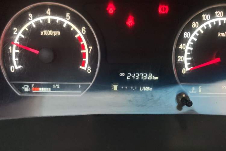 Used Geely Auto Ocean 2012 Energy-Saving Edition 1.5L Manual SuperDelight Model Odometer Close Up