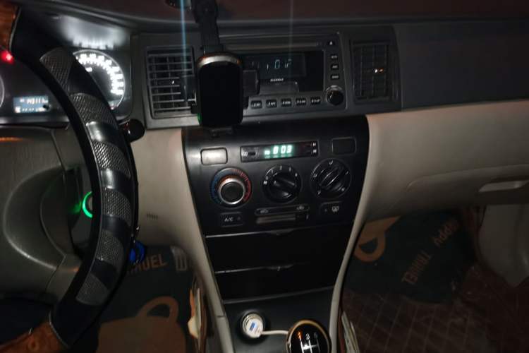 Used Geely Auto Ocean 2012 Energy-Saving Edition 1.5L Manual SuperDelight Model Audio And AC Panel