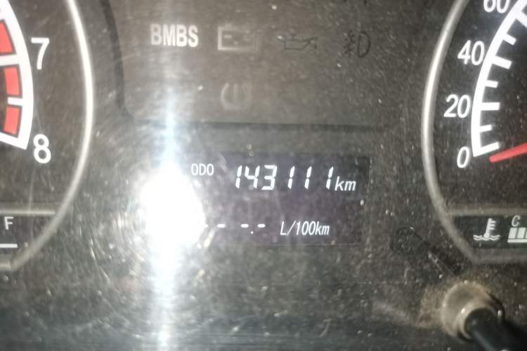 Used Geely Auto Ocean 2012 Energy-Saving Edition 1.5L Manual SuperDelight Model Odometer Close Up