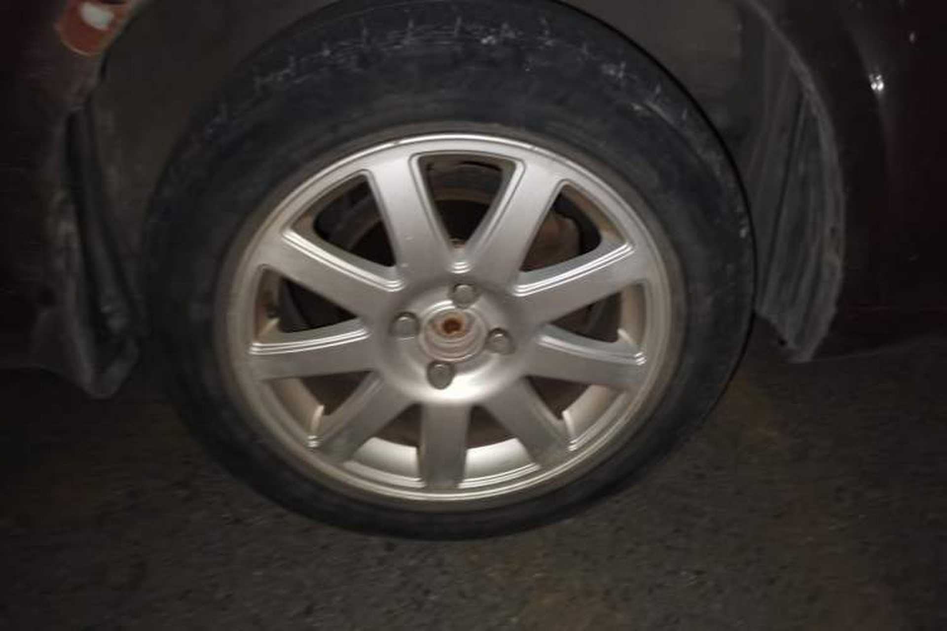 Used Geely Auto Ocean 2012 Energy-Saving Edition 1.5L Manual SuperDelight Model Right Front Wheel Hub