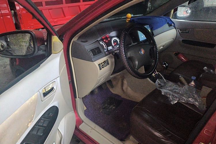 Used Geely Auto Ocean 2012 Energy-Saving Edition 1.5L Manual SuperDelight Model Driver Seat