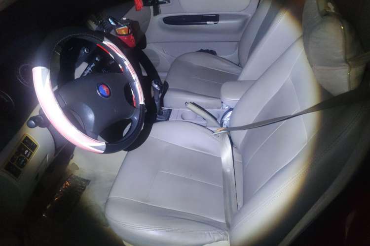 Used Geely Auto Ocean 2012 Energy-Saving Model 1.5L Manual Entry-Level Trim Left Front Seat