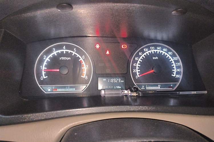 Used Geely Auto Ocean 2012 Energy-Saving Edition 1.5L Manual SuperDelight Model Odometer Close Up