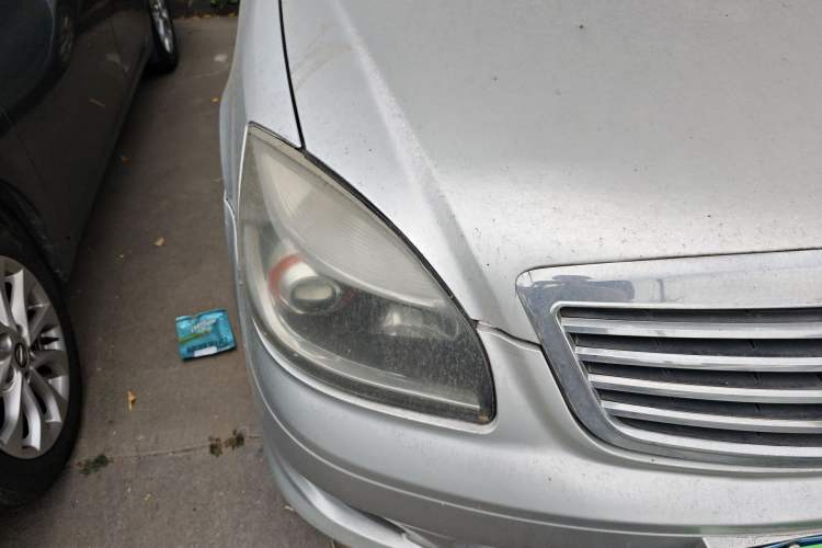 Used Geely Auto Ocean 2012 Energy-Saving Edition 1.5L Manual SuperDelight Model Right Front Headlight