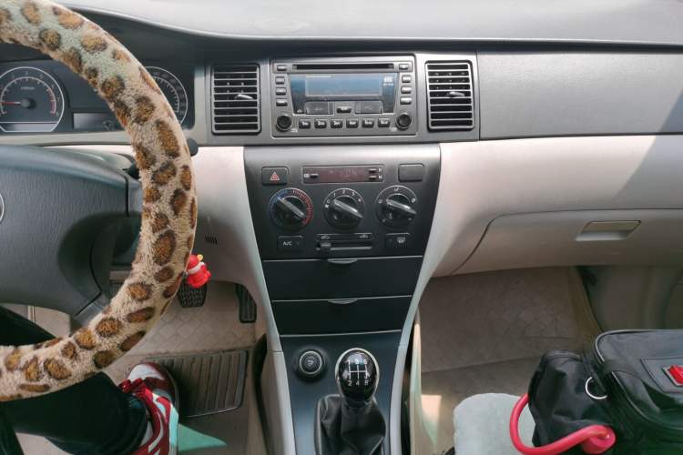 Used Geely Auto Ocean 2012 Energy-Saving Edition 1.5L Manual SuperDelight Model Audio And AC Panel
