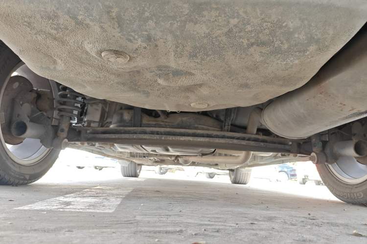Used Geely Auto Ocean 2012 Energy-Saving Edition 1.5L Manual SuperDelight Model Chassis Rear