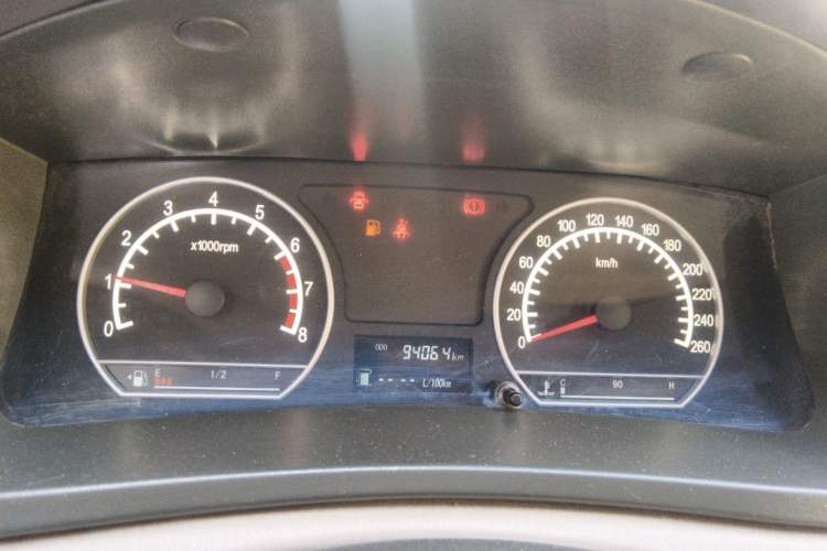Used Geely Auto Ocean 2012 Energy-Saving Edition 1.5L Manual SuperDelight Model Instrument Cluster
